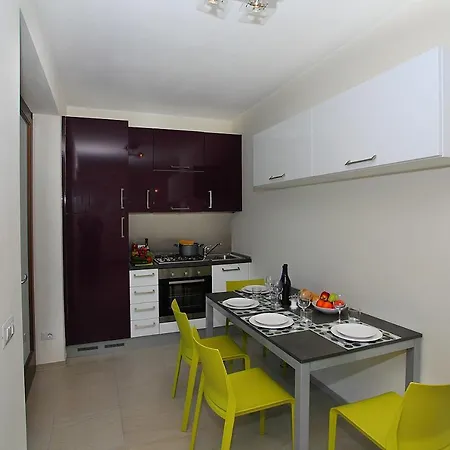 Il Piazzo Sleeps 4 Pool *